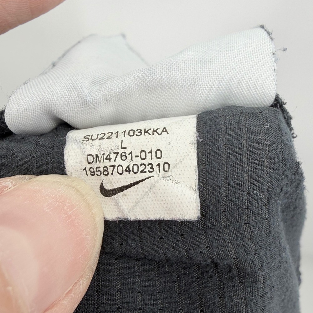 Nike Running Shorts Men Large Dark Gray DM4761-010 Reflective Athletic Pocket - Picture 5 of 5